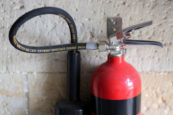 Instalaciones de Extintores · Sistemas Protección Contra Incendios Escalona